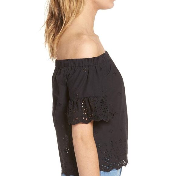 ✨ Madewell Off the Shoulder Eyelet Black Top ✨ - Picture 5 of 10